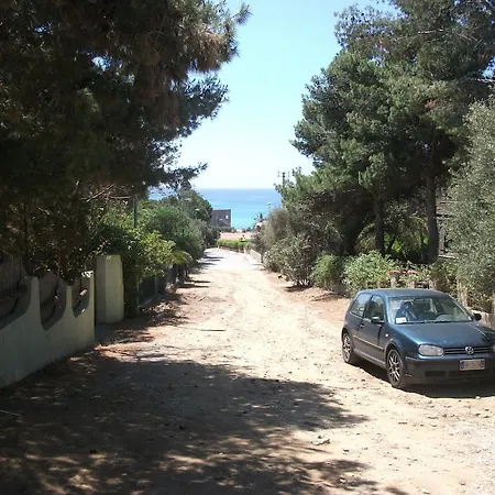 Villetta Silvia * Solanas (Cagliari)